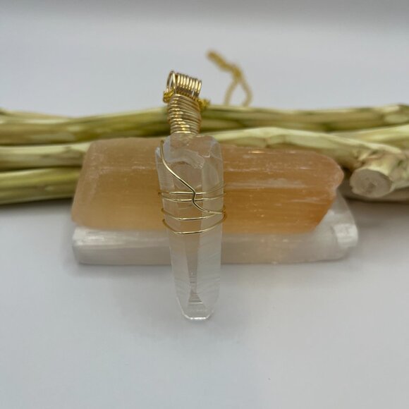 Natural Large Lemurian Quartz Pendant (Reiki Infused) - Picture 3 of 3